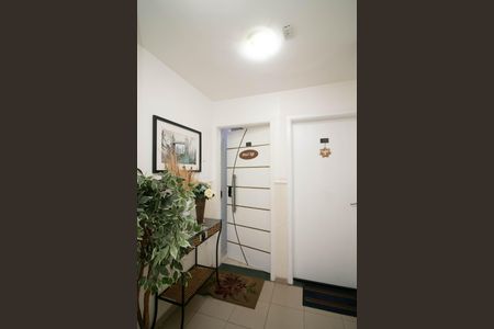 Apartamento para alugar com 43m², 2 quartos e sem vagaEntrada