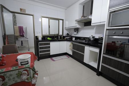 Apartamento à venda com 100m², 3 quartos e 6 vagasCozinha