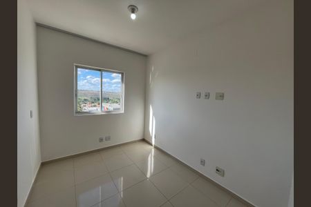 Quarto 1 de apartamento para alugar com 2 quartos, 47m² em Qn 404, Brasília