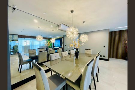 Apartamento para alugar com 154m², 3 quartos e 3 vagas Apartamento para alugar com 154m², 3 quartos e 3 vagasSala de Jantar