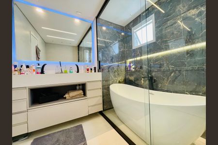 Apartamento para alugar com 154m², 3 quartos e 3 vagas Apartamento para alugar com 154m², 3 quartos e 3 vagasBanheiro 1