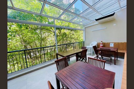 Apartamento para alugar com 154m², 3 quartos e 3 vagas Apartamento para alugar com 154m², 3 quartos e 3 vagasÁrea comum - Churrasqueira