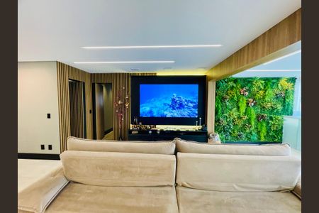 Apartamento para alugar com 154m², 3 quartos e 3 vagas Apartamento para alugar com 154m², 3 quartos e 3 vagasSala