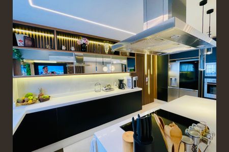 Apartamento para alugar com 154m², 3 quartos e 3 vagas Apartamento para alugar com 154m², 3 quartos e 3 vagasCozinha