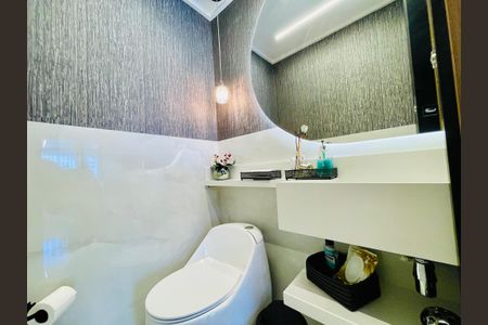 Apartamento para alugar com 154m², 3 quartos e 3 vagas Apartamento para alugar com 154m², 3 quartos e 3 vagasLavabo