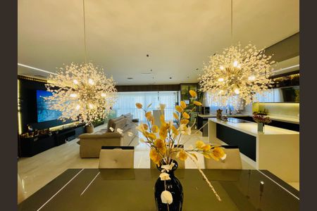 Apartamento para alugar com 154m², 3 quartos e 3 vagas Apartamento para alugar com 154m², 3 quartos e 3 vagasSala de Jantar