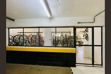 Apartamento para alugar com 154m², 3 quartos e 3 vagas Apartamento para alugar com 154m², 3 quartos e 3 vagasÁrea comum - Bicicletário