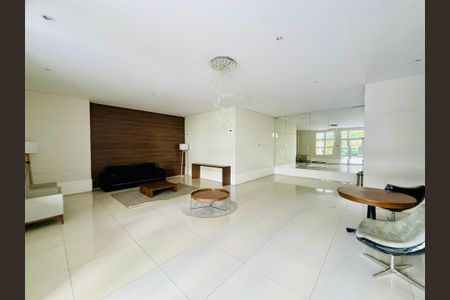 Apartamento para alugar com 154m², 3 quartos e 3 vagas Apartamento para alugar com 154m², 3 quartos e 3 vagasHall social