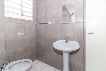 Casa à venda com 120m², 2 quartos e 1 vagaBanheiro