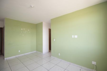 Sala de apartamento para alugar com 2 quartos, 50m² em Nova Cidade, São Gonçalo