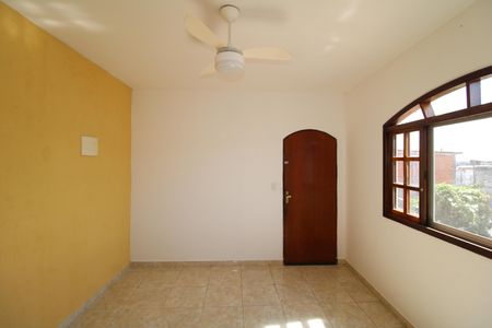 Sala de casa para alugar com 2 quartos, 54m² em Jardim Santa Cruz (zona Norte), São Paulo