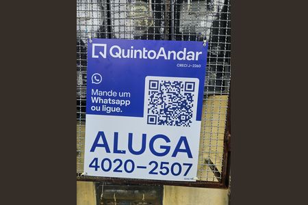Casa para alugar com 370m², 3 quartos e 3 vagasplaquinha 