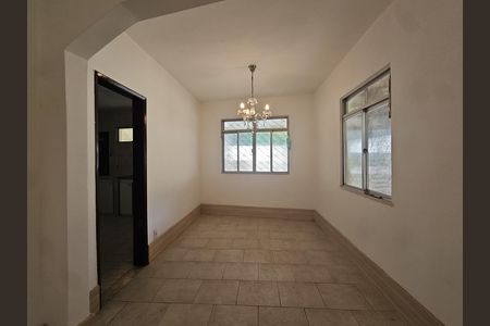 sala de casa para alugar com 3 quartos, 370m² em Brotas, Salvador
