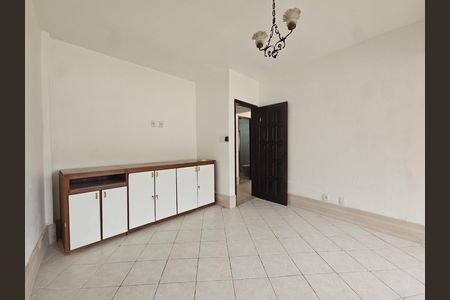 Casa para alugar com 370m², 3 quartos e 3 vagasQuarto 3 - Suíte