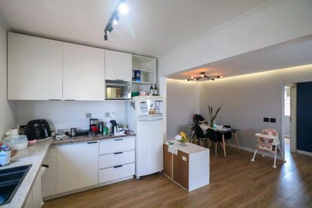 Apartamento à venda com 73m², 2 quartos e 1 vaga Apartamento à venda com 73m², 2 quartos e 1 vagaCozinha