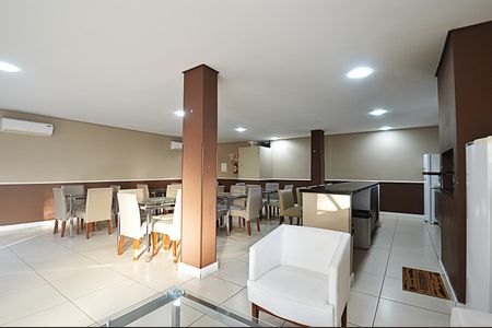 Apartamento à venda com 71m², 2 quartos e 2 vagasÁrea comum - Salão de festas