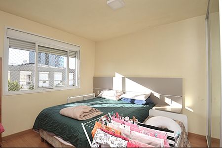 Apartamento à venda com 71m², 2 quartos e 2 vagasSuíte 