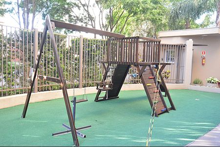 Apartamento à venda com 71m², 2 quartos e 2 vagasÁrea comum - Playground