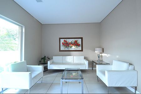 Apartamento à venda com 71m², 2 quartos e 2 vagasHall de entrada do prédio