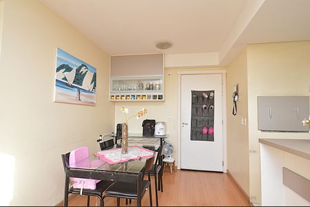 Apartamento à venda com 71m², 2 quartos e 2 vagasSala