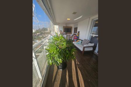 Apartamento à venda com 200m², 3 quartos e 3 vagas