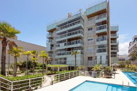 Apartamento à venda com 82m², 3 quartos e 2 vagasÁrea comum