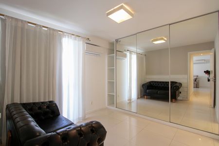 Apartamento à venda com 82m², 3 quartos e 2 vagasSuíte