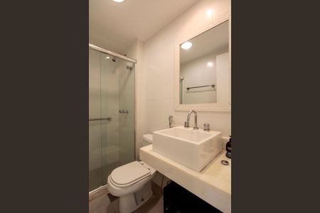 Apartamento à venda com 82m², 3 quartos e 2 vagasBanheiro Social