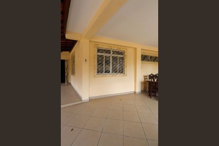 Casa para alugar com 300m², 3 quartos e 4 vagasEntrada