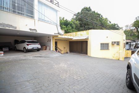 Casa para alugar com 300m², 3 quartos e 4 vagasGaragem