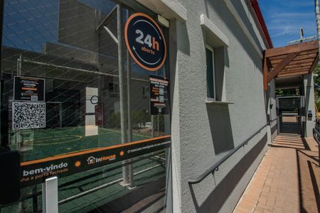 Apartamento para alugar com 47m², 2 quartos e 1 vaga Apartamento para alugar com 47m², 2 quartos e 1 vagaMercado do Condomínio