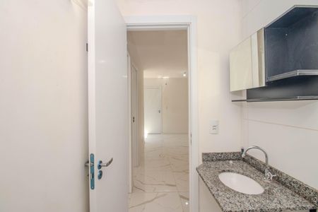 Apartamento para alugar com 47m², 2 quartos e 1 vaga Apartamento para alugar com 47m², 2 quartos e 1 vagaBanheiro