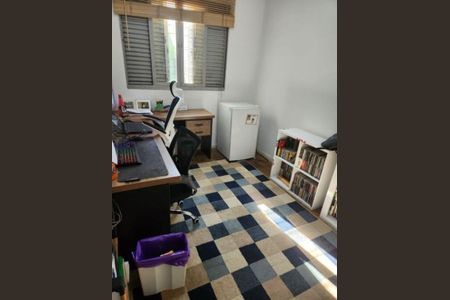 Casa à venda com 4 quartos, 250m² em Butantã, São Paulo