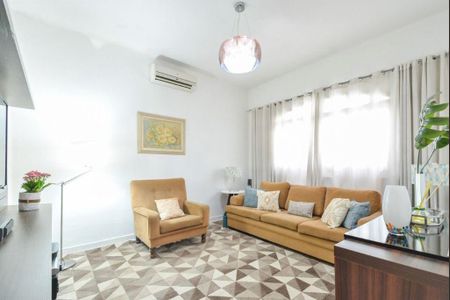 Casa à venda com 4 quartos, 250m² em Butantã, São Paulo