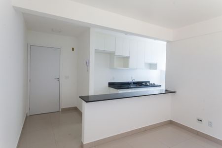Sala de kitnet/studio para alugar com 1 quarto, 30m² em Buritis, Belo Horizonte