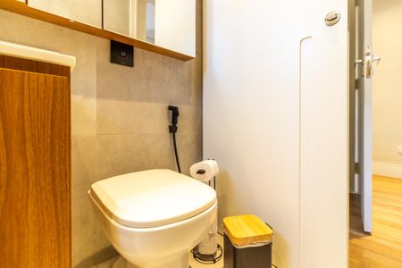 Apartamento para alugar com 110m², 3 quartos e 1 vaga Apartamento para alugar com 110m², 3 quartos e 1 vagaBanheiro da Suíte