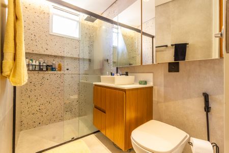 Apartamento para alugar com 110m², 3 quartos e 1 vaga Apartamento para alugar com 110m², 3 quartos e 1 vagaBanheiro da Suíte