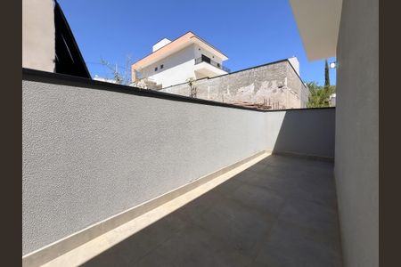 Casa de condomínio para alugar com 177m², 3 quartos e 4 vagas Casa de condomínio para alugar com 177m², 3 quartos e 4 vagasVista da Suíte 3