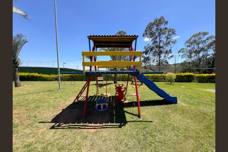 Casa de condomínio para alugar com 177m², 3 quartos e 4 vagas Casa de condomínio para alugar com 177m², 3 quartos e 4 vagasÁrea comum - Playground