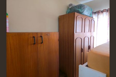 Casa à venda com 180m², 3 quartos e 2 vagas Quartos 03