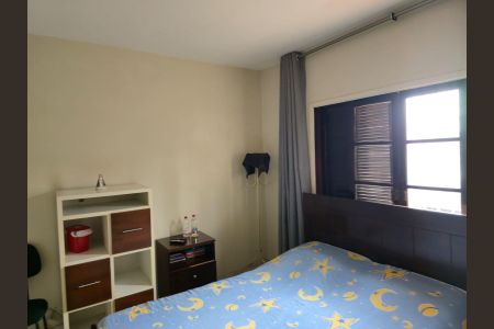 Casa à venda com 180m², 3 quartos e 2 vagas Quartos 02