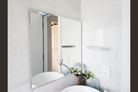 Casa à venda com 180m², 3 quartos e 2 vagasBanheiro Social 02