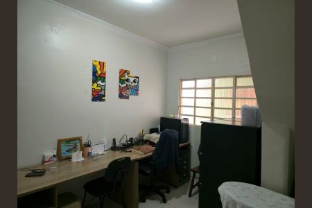 Casa à venda com 180m², 3 quartos e 2 vagasEscritório