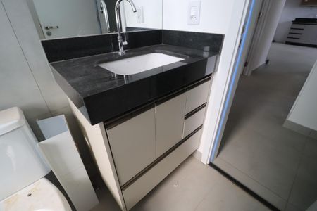 Apartamento para alugar com 90m², 3 quartos e 2 vagasBanheiro Social