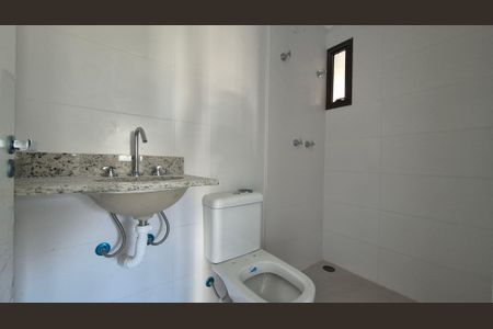 Apartamento à venda com 55m², 2 quartos e 2 vagas Apartamento à venda com 55m², 2 quartos e 2 vagasBanheiro