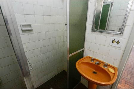 Apartamento à venda com 60m², 2 quartos e sem vaga Apartamento à venda com 60m², 2 quartos e sem vagaBanheiro