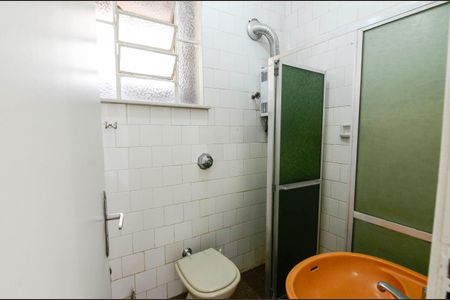 Apartamento à venda com 60m², 2 quartos e sem vaga Apartamento à venda com 60m², 2 quartos e sem vagaBanheiro