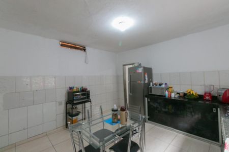 Casa à venda com 260m², 4 quartos e 2 vagas
