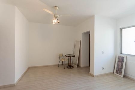Apartamento para alugar com 58m², 1 quarto e 1 vagaSala