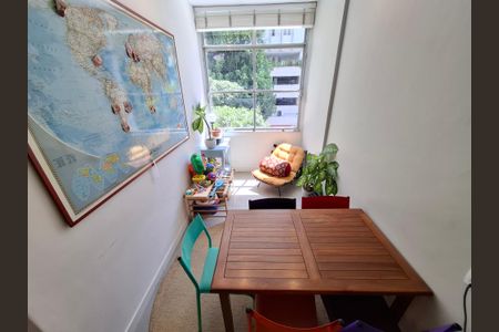 Sala de apartamento à venda com 2 quartos, 72m² em Laranjeiras, Rio de Janeiro